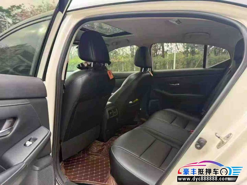 19年日产轩逸轿车抵押车出售