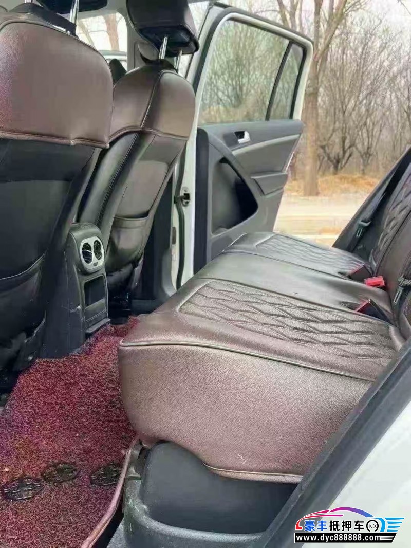 15年大众途观轿车抵押车出售