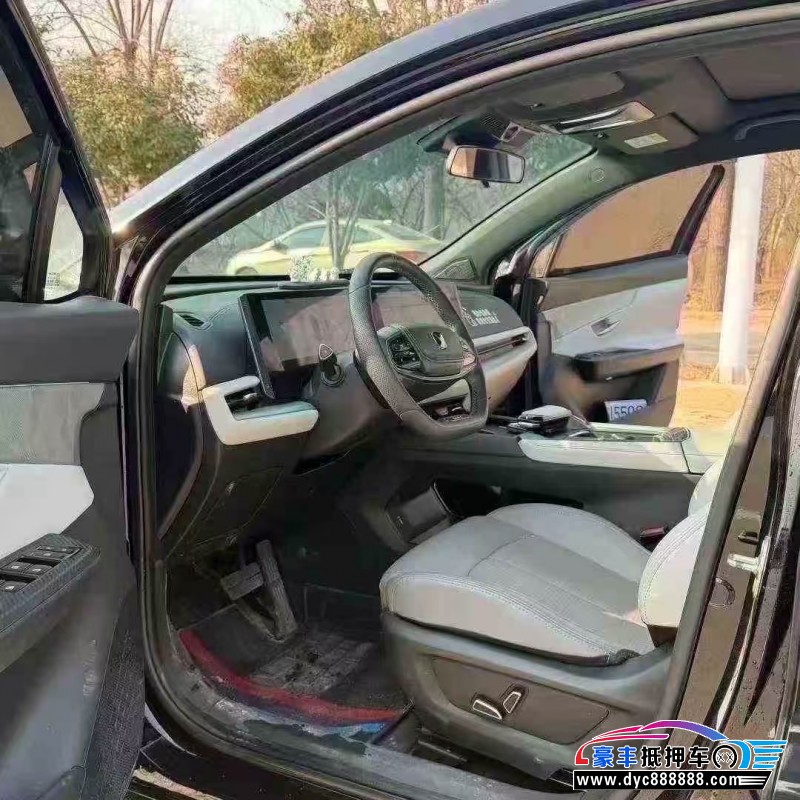 23年长安长安UNI轿车抵押车出售