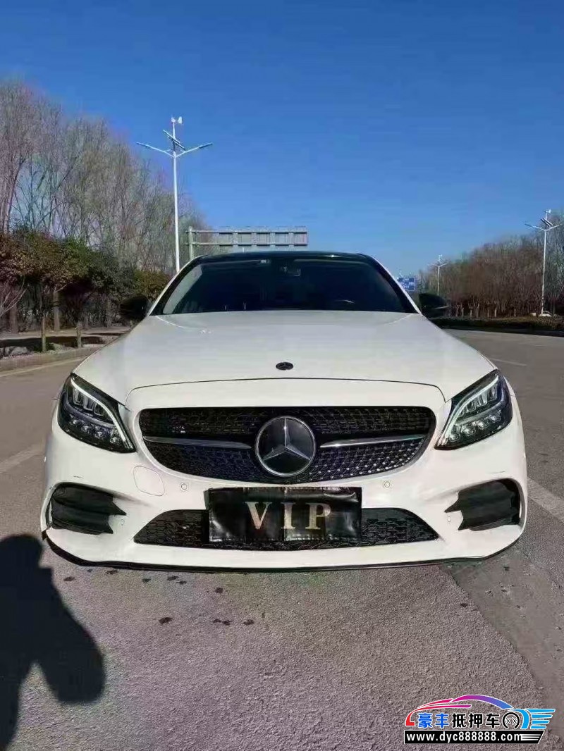 21年奔驰C轿车抵押车出售