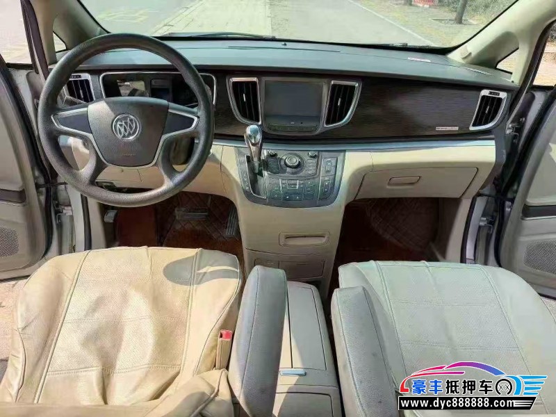 14年别克GL8轿车抵押车出售