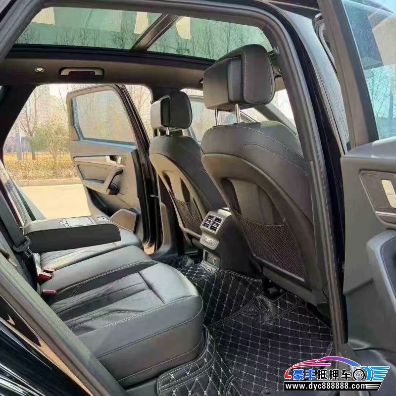 23年奥迪Q5轿车抵押车出售