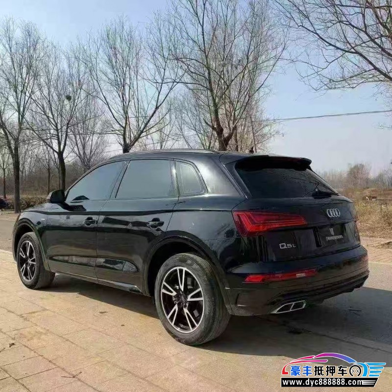 23年奥迪Q5轿车抵押车出售