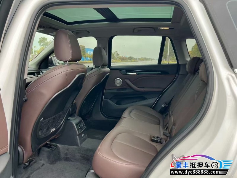 22年宝马X1轿车抵押车出售