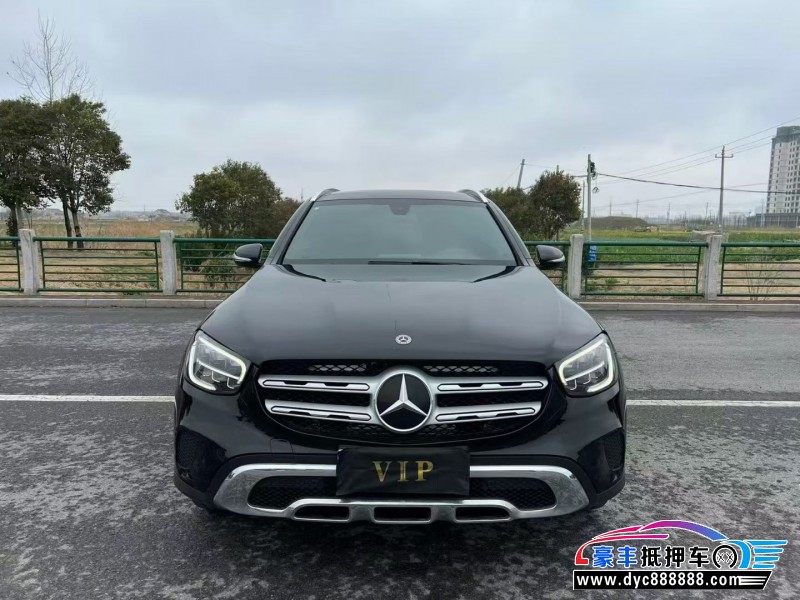 20年奔驰GLC轿车抵押车出售
