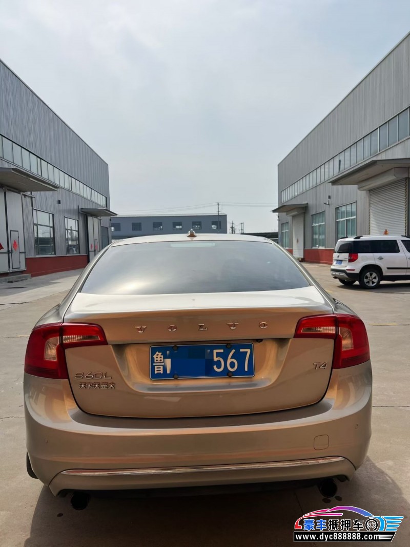 16年沃尔沃S60轿车抵押车出售