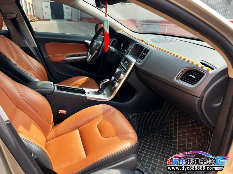 16年沃尔沃S60轿车抵押车出售