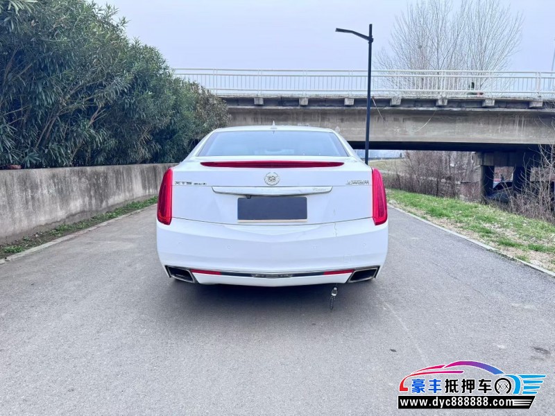 15年凯迪拉克XTS轿车抵押车出售