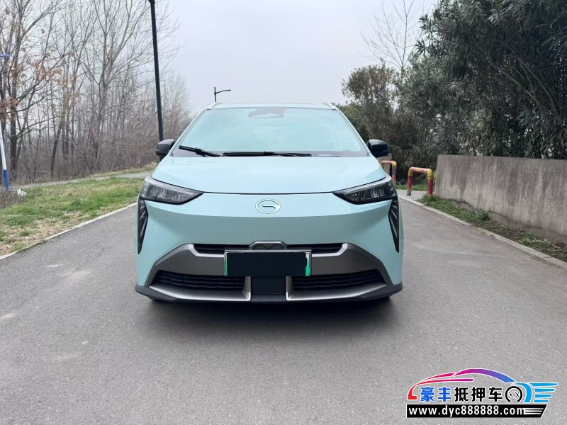 22年埃安Y70轿车抵押车出售