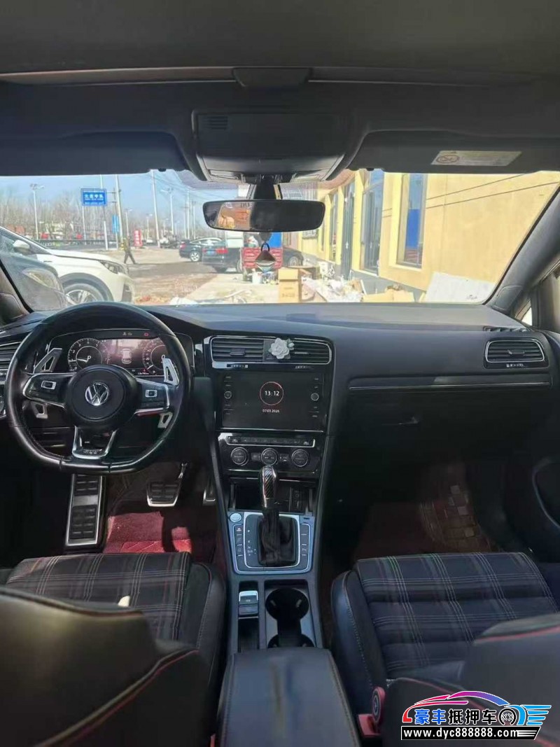 19年大众高尔夫轿车抵押车出售