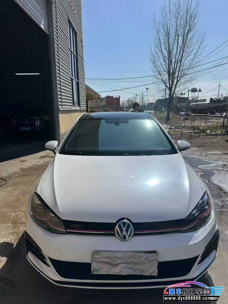 19年大众高尔夫轿车抵押车出售
