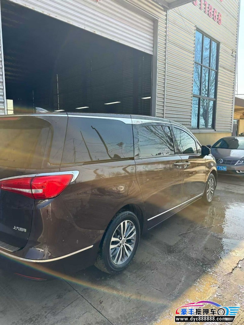 18年别克GL8轿车抵押车出售