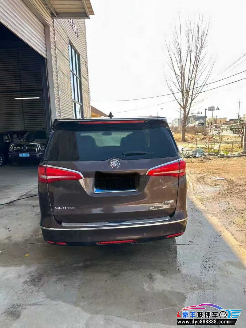 18年别克GL8轿车抵押车出售