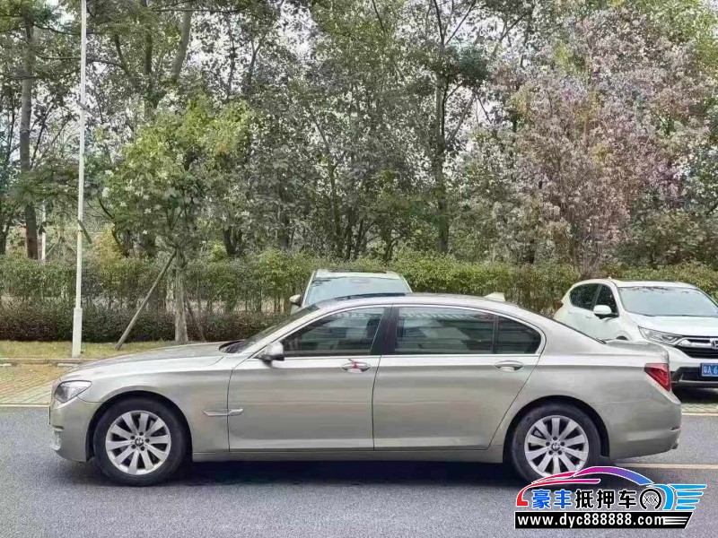 14年宝马7系轿车抵押车出售