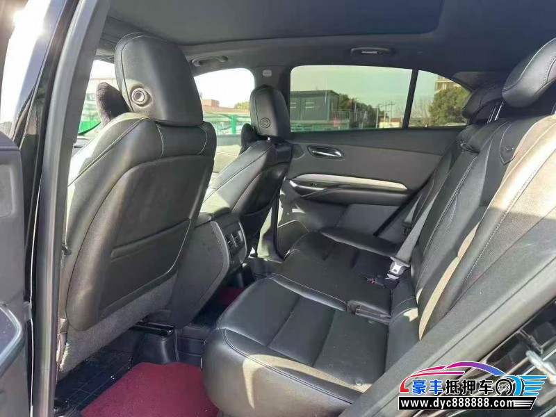 20年凯迪拉克XT4轿车抵押车出售