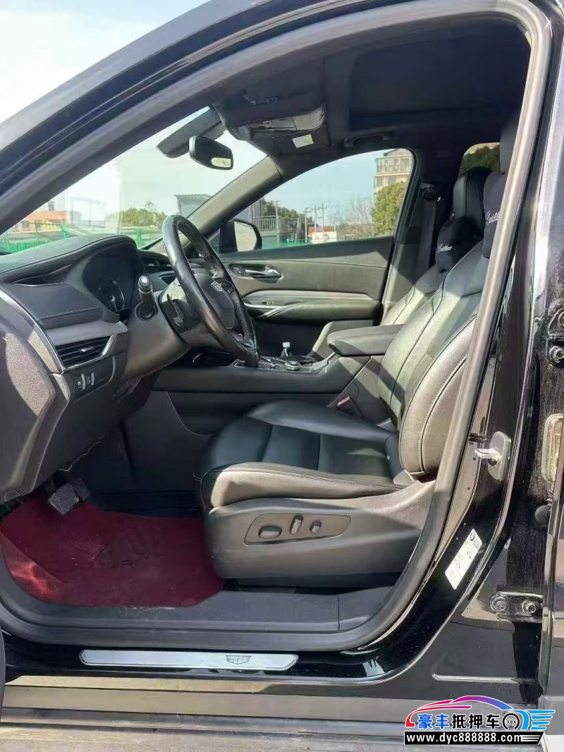 20年凯迪拉克XT4轿车抵押车出售