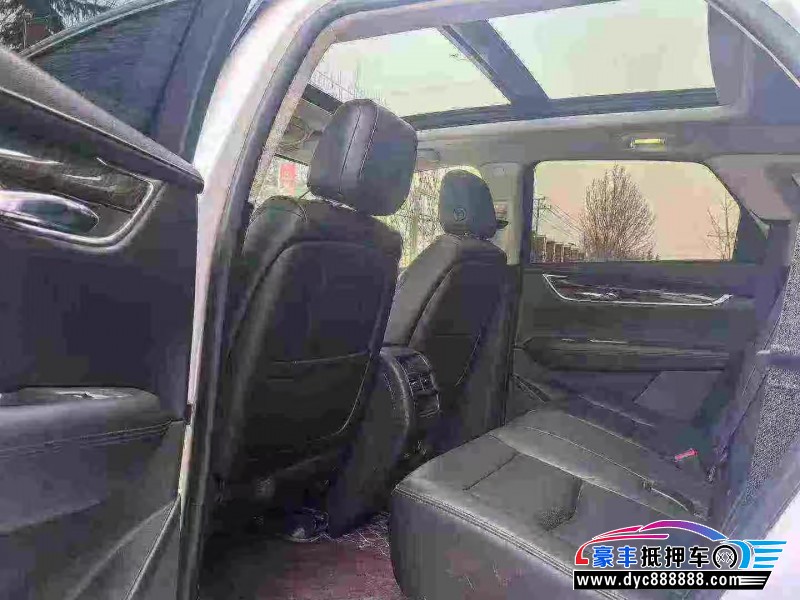 17年凯迪拉克XT5轿车抵押车出售