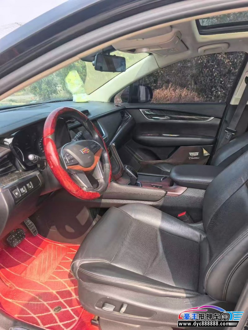 19年凯迪拉克XT5轿车抵押车出售