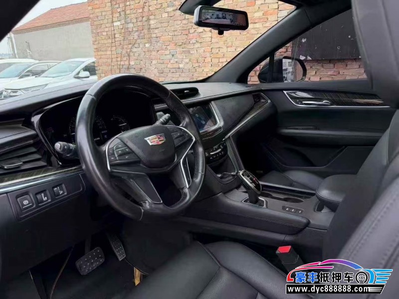 19年凯迪拉克XT5轿车抵押车出售