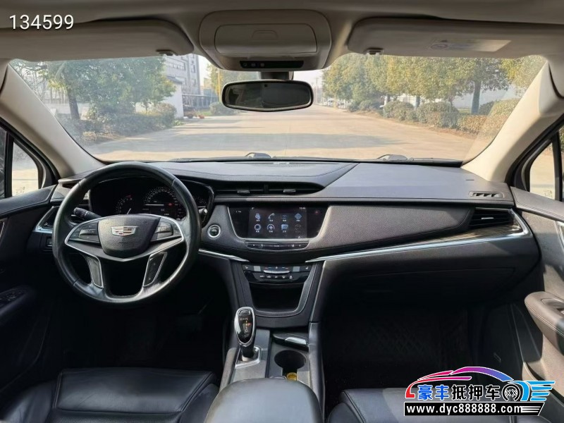 16年凯迪拉克XT5轿车抵押车出售