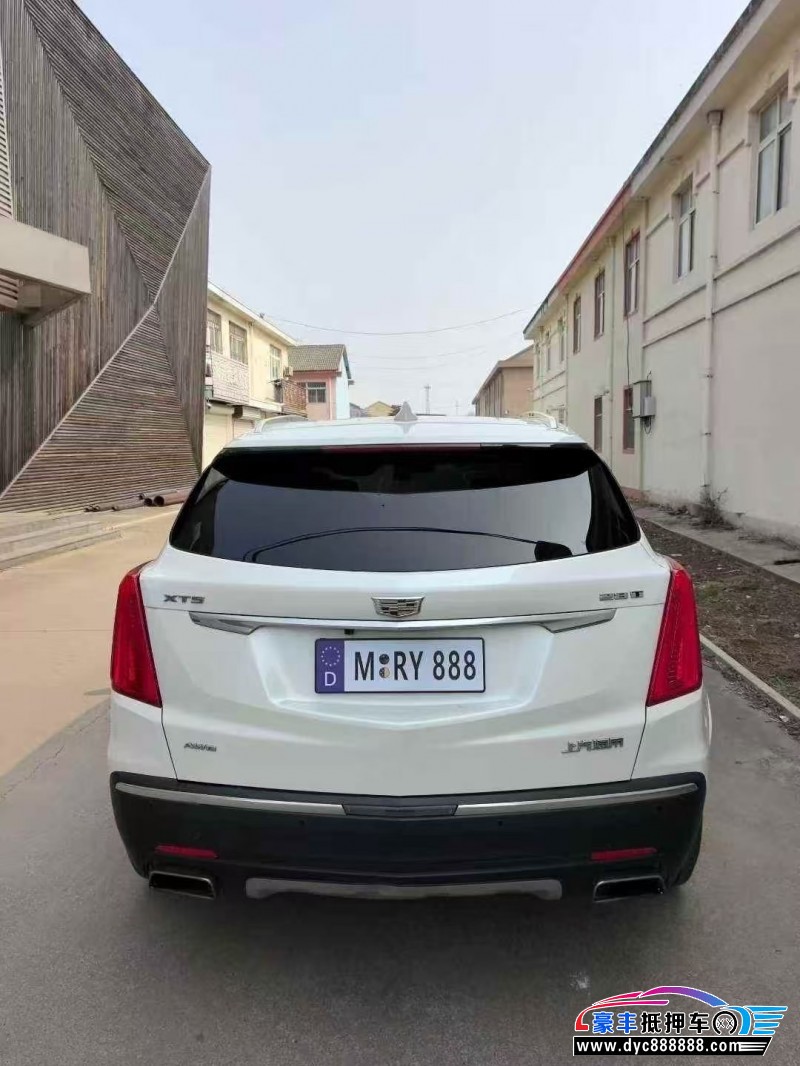 17年凯迪拉克XT5轿车抵押车出售