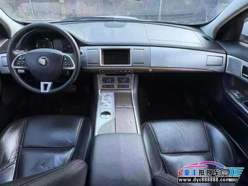 15年捷豹XF轿车抵押车出售