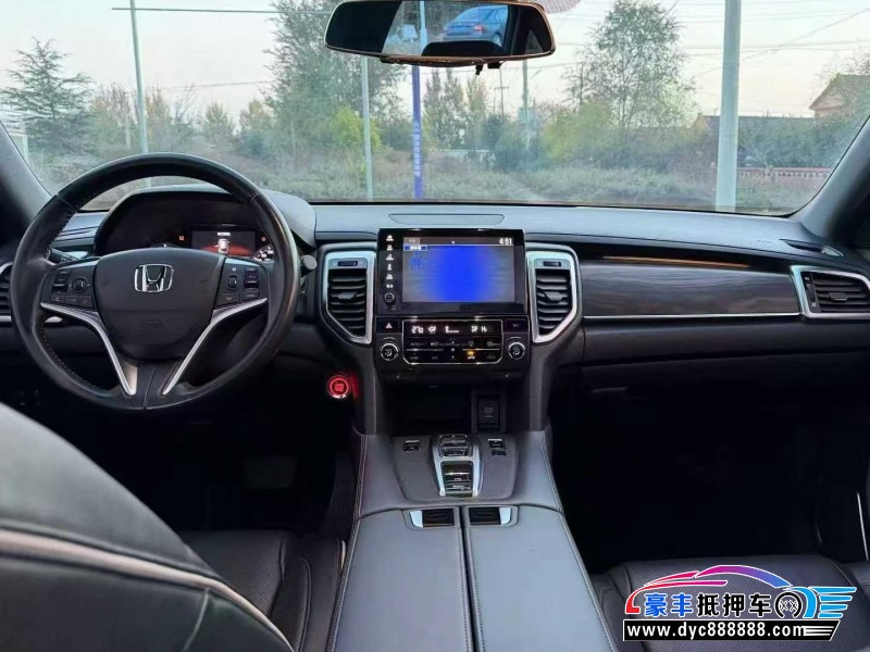 18年本田UR-V轿车抵押车出售