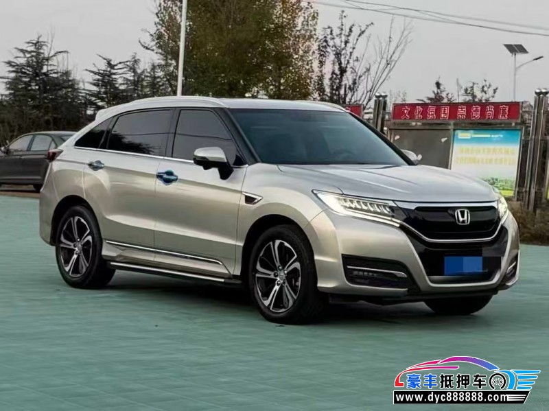 18年本田UR-V轿车抵押车出售