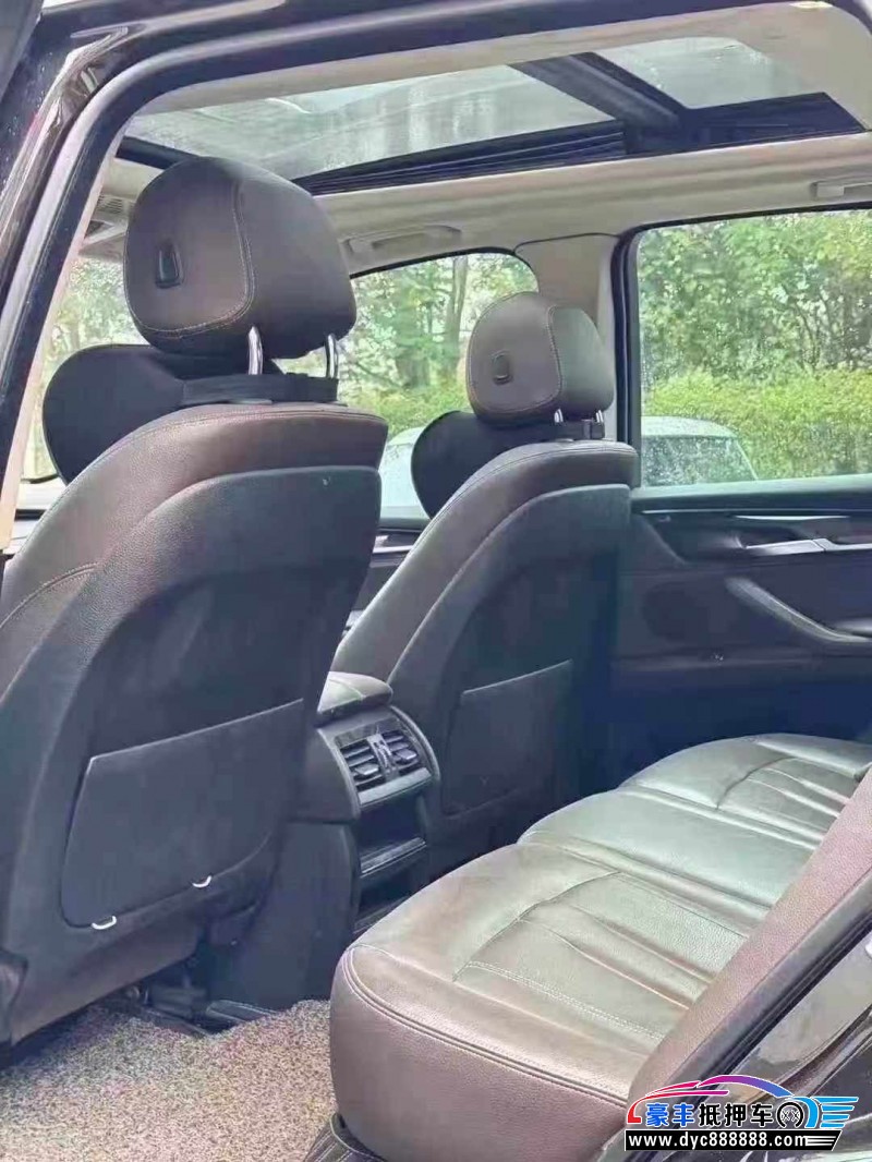 19年宝马X5轿车抵押车出售