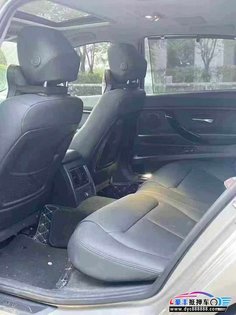 18年宝马3系轿车抵押车出售