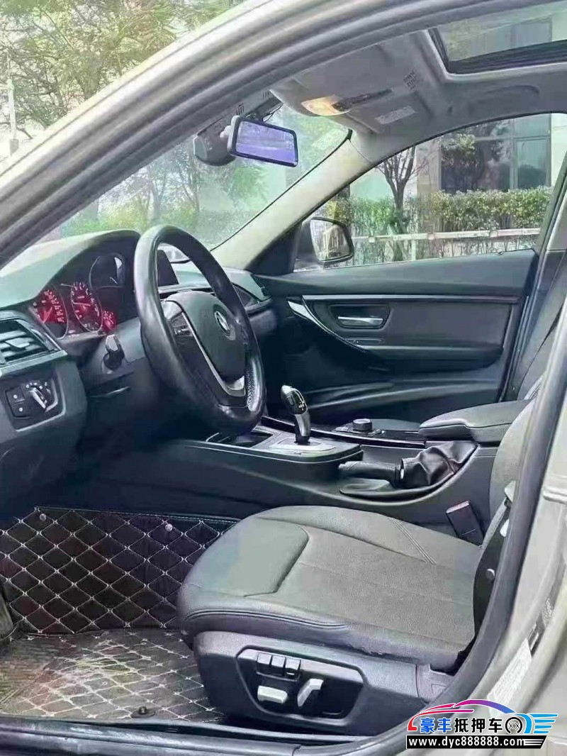 18年宝马3系轿车抵押车出售