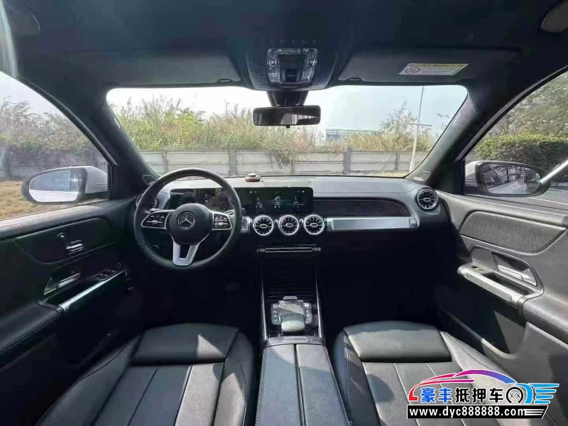 21年奔驰GLB轿车抵押车出售