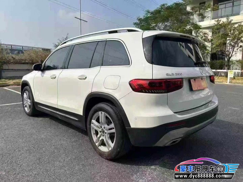 21年奔驰GLB轿车抵押车出售