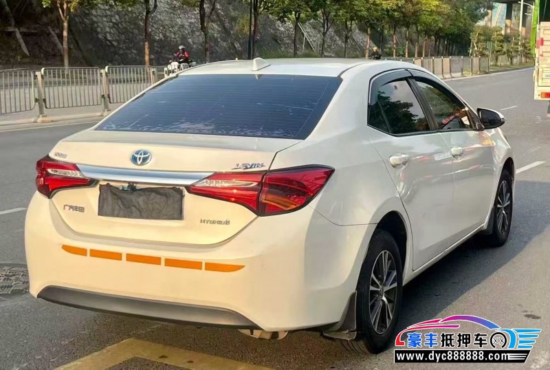 16年丰田雷凌轿车抵押车出售