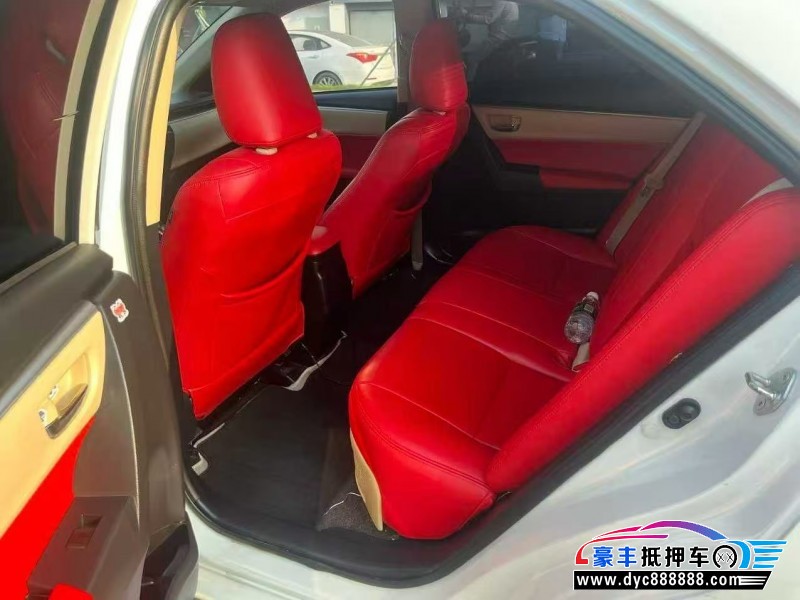 16年丰田雷凌轿车抵押车出售