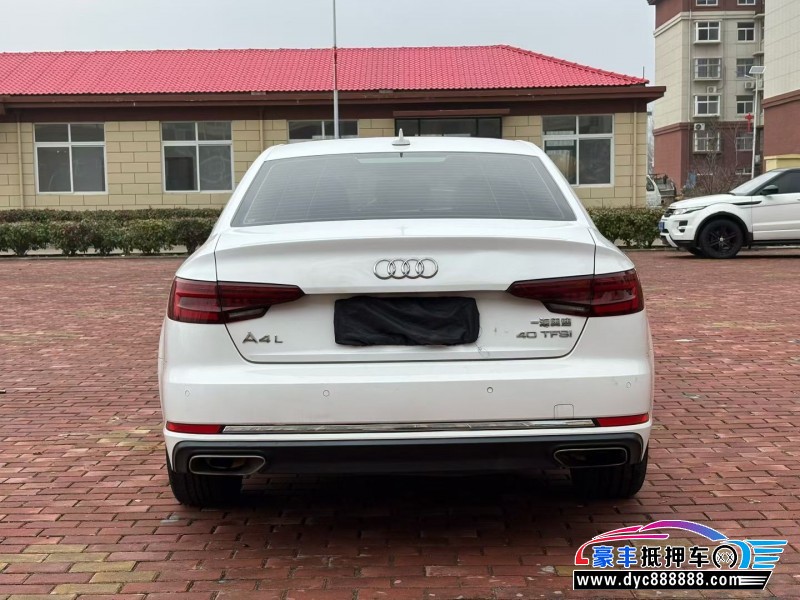 20年奥迪A4L轿车抵押车出售