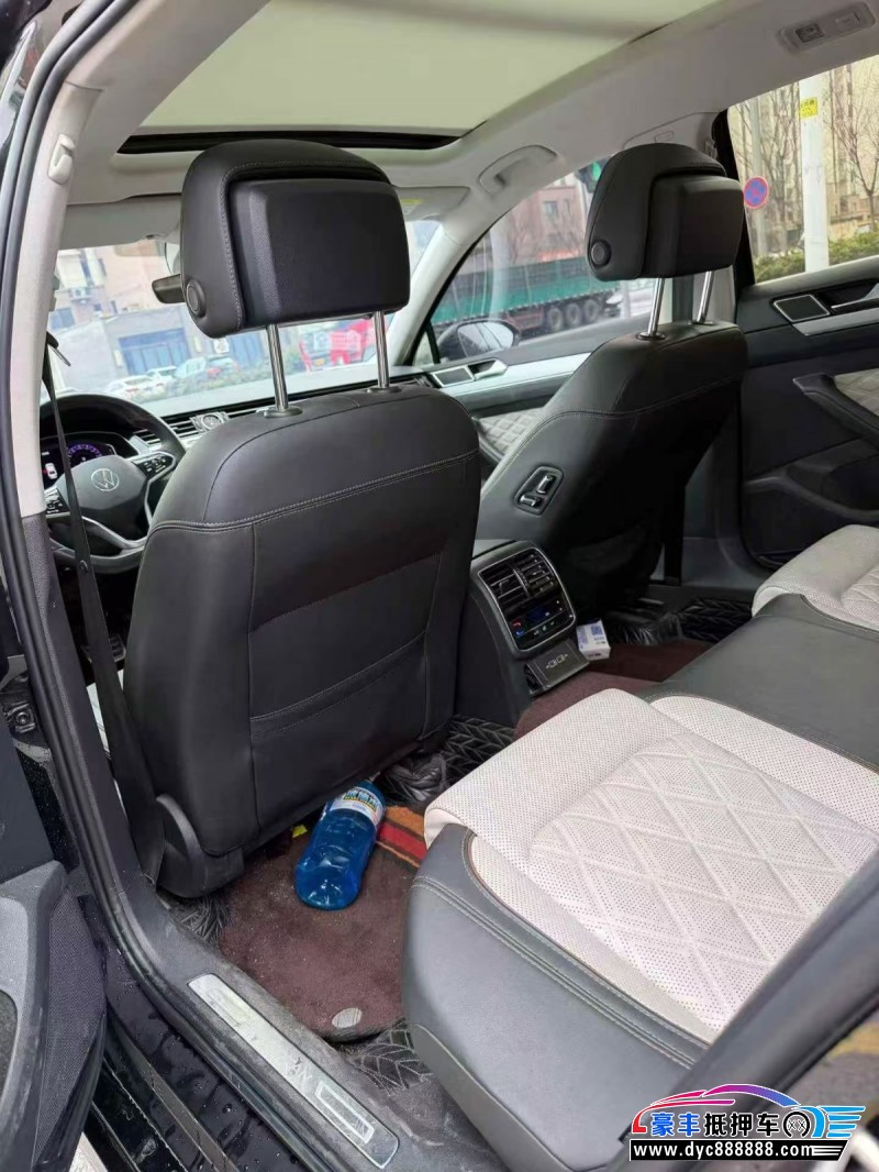 23年大众迈腾轿车抵押车出售