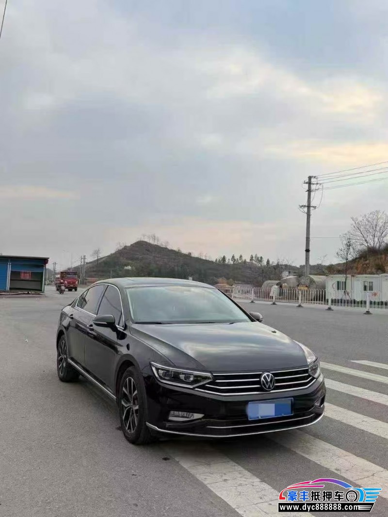 22年大众迈腾轿车抵押车出售