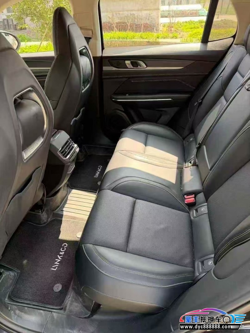 23年领克01轿车抵押车出售