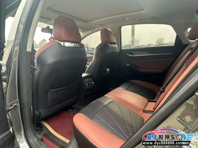 23年长安逸动轿车抵押车出售