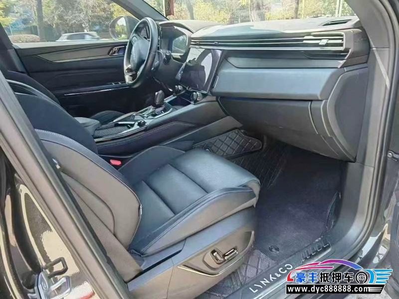 21年领克01轿车抵押车出售