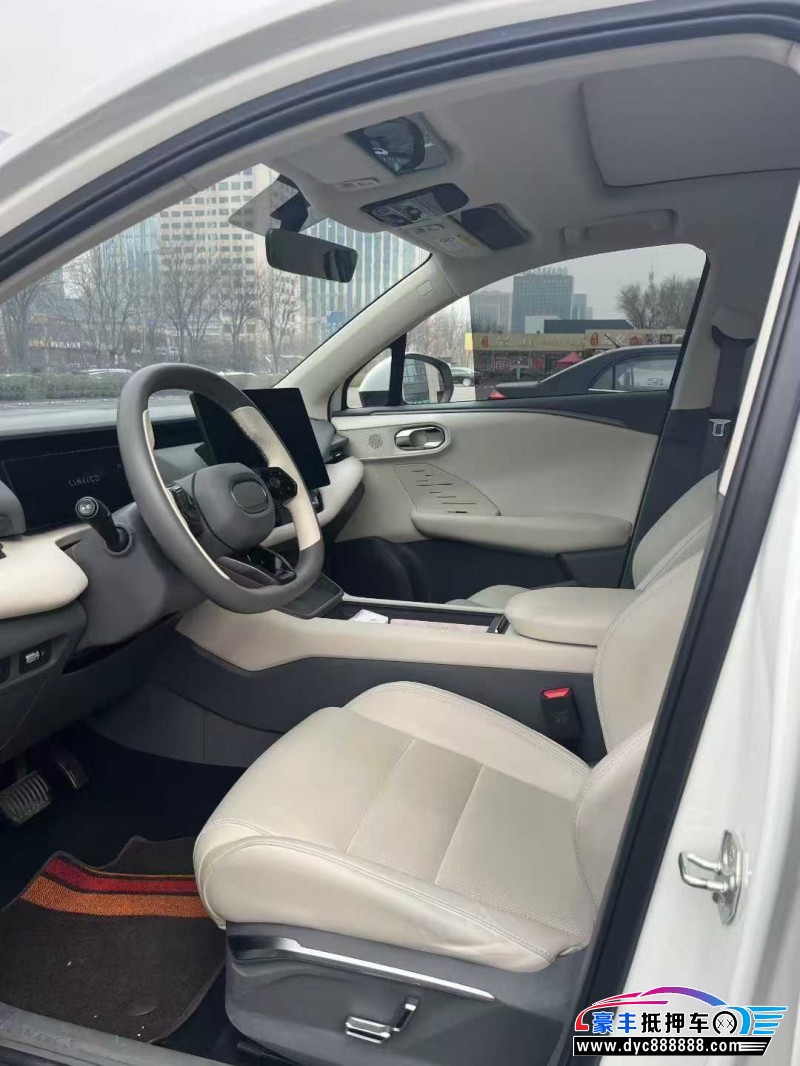 24年领克06轿车抵押车出售