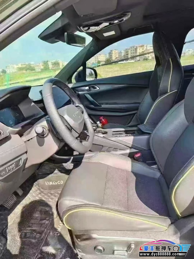 22年领克06轿车抵押车出售