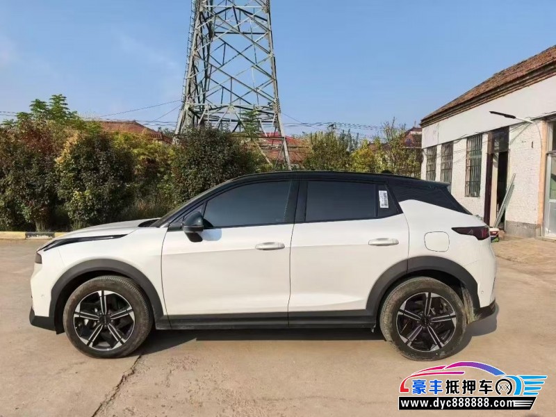 25年领克06轿车抵押车出售