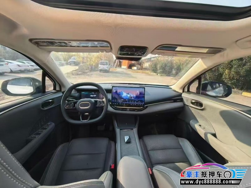 25年领克06轿车抵押车出售