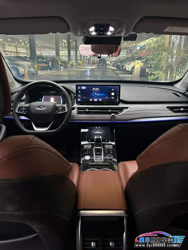 21年奇瑞瑞虎8轿车抵押车出售