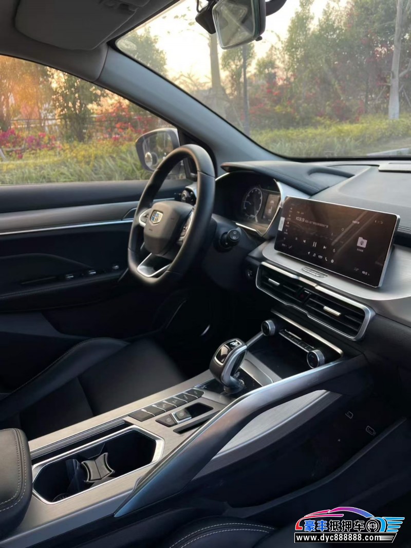 19年吉利缤越轿车抵押车出售