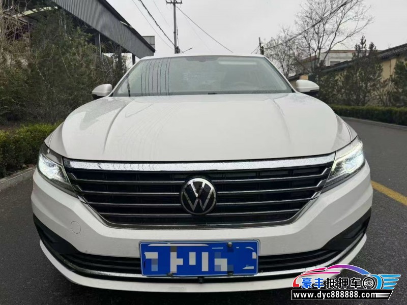 抵押车出售22年大众朗逸轿车