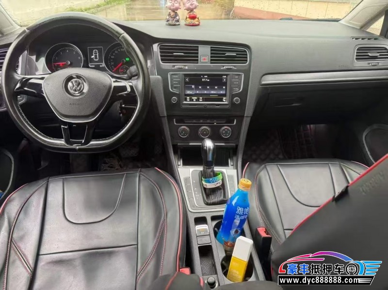 17年大众高尔夫轿车抵押车出售