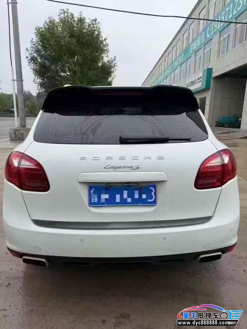 14年保时捷卡宴轿车抵押车出售